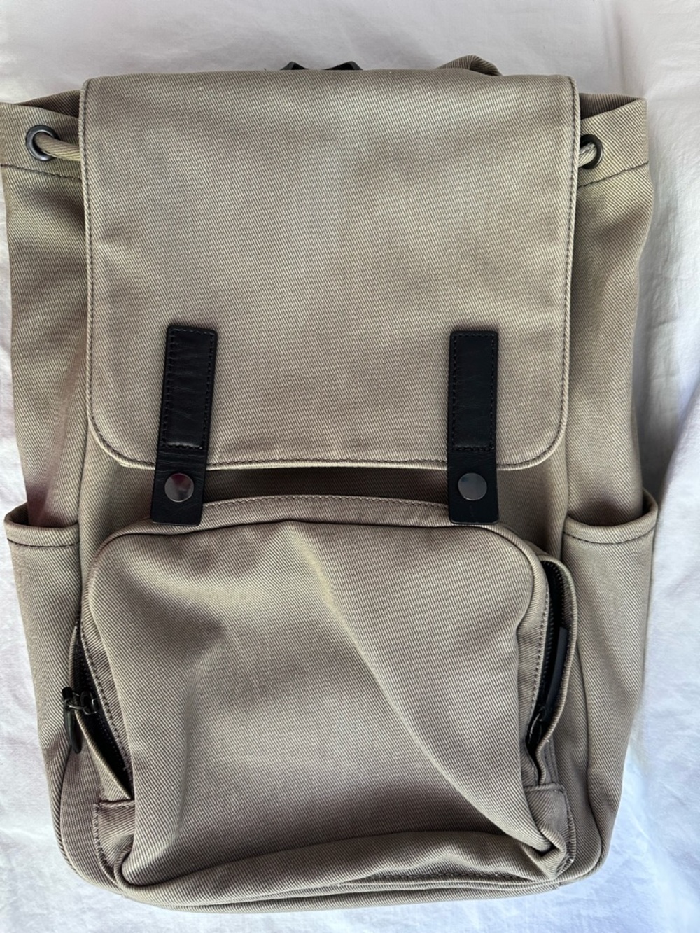Everlane Modern Snap Canvas Backpack Tan Khaki Leather Trim Drawstring Laptop